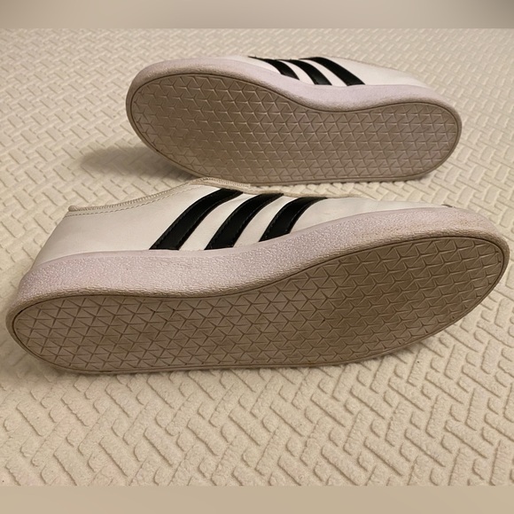 Adidas Grand Court Sneakers - Big Kid Size 3 - VGUC - Picture 4 of 5